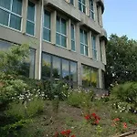 Emmaus Hotell