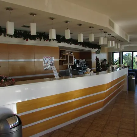 Emmaus Hotel 3*
