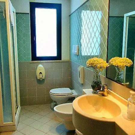 Emmaus Hotel 3*
