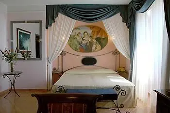 Hotel Emmaus