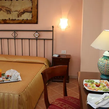 Emmaus Hotel