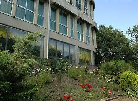 Emmaus Hotel