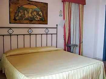 Emmaus Szálloda 3*