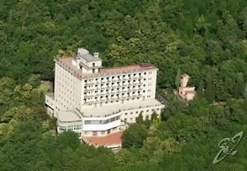 Emmaus Hotel 3*