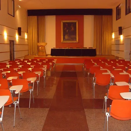 Emmaus Szálloda