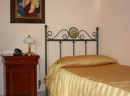 Emmaus Szálloda 3*